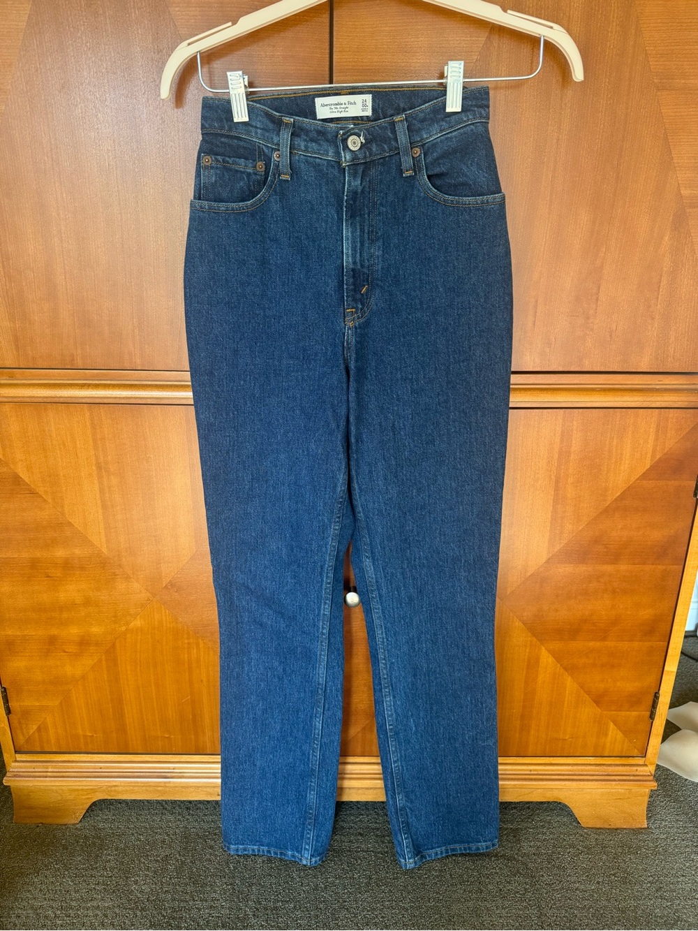 NWT Abercrombie & Fitch Jeans